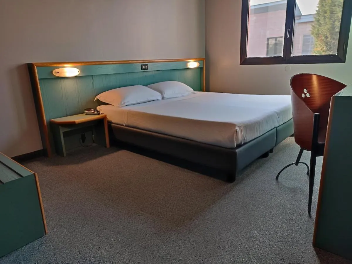 Stay Hotel Brunello